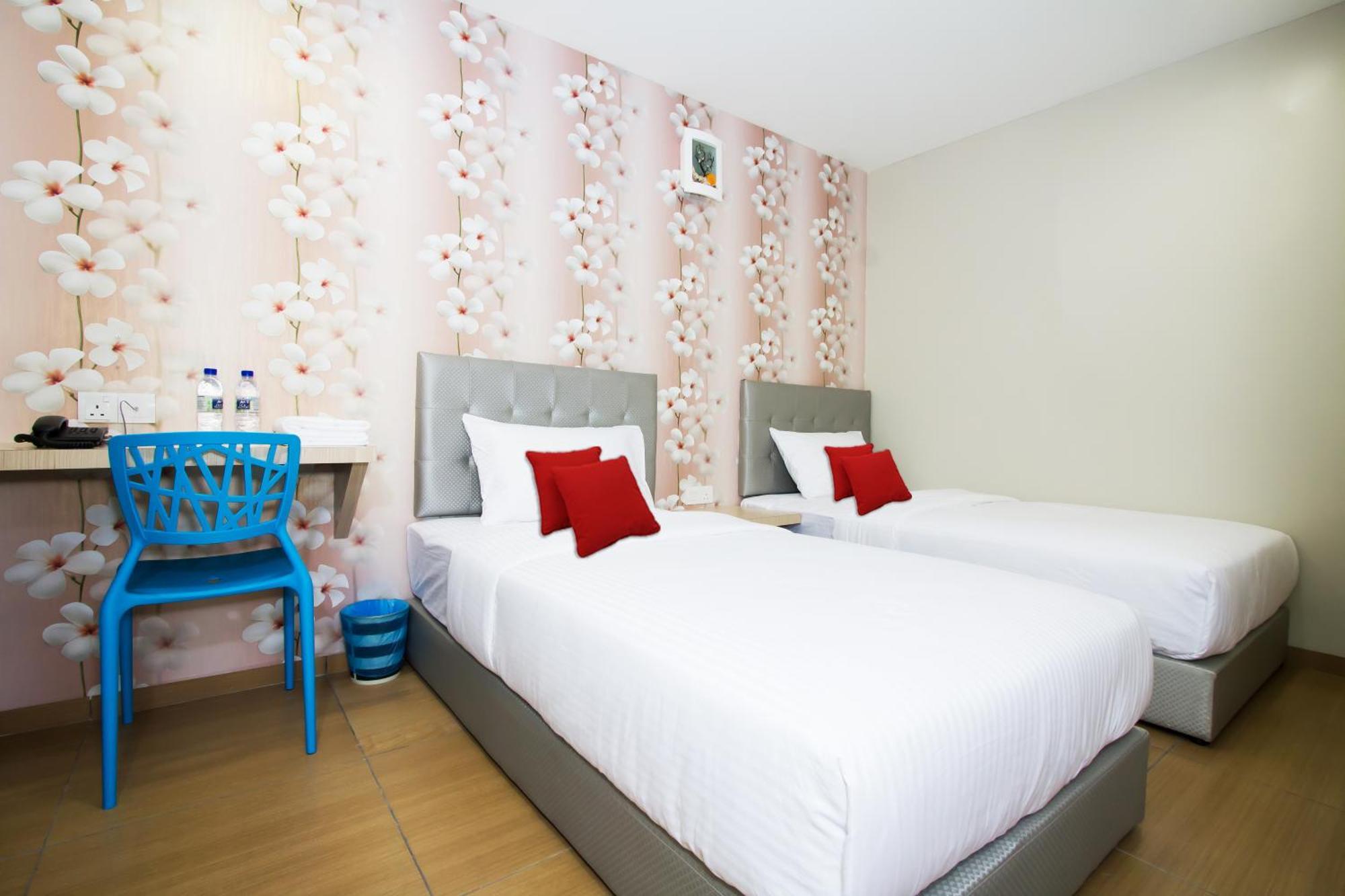 Star Romantic Batu Pahat Luaran gambar